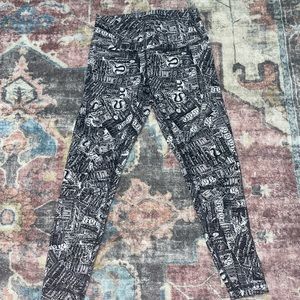 ***Size 10 LULULEMON leggings***